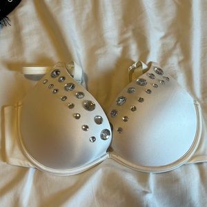 Extra padded bra